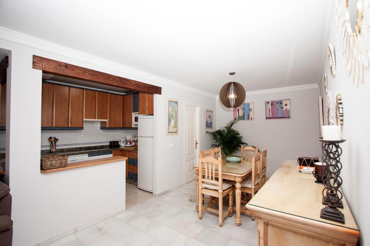 ネルハResidencial Aljamarアパートメント エクステリア 写真