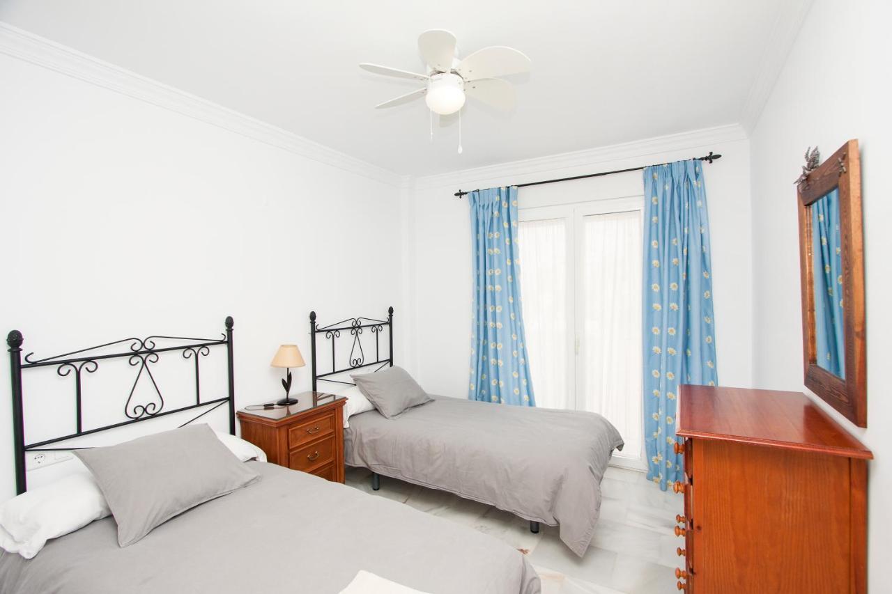 ネルハResidencial Aljamarアパートメント エクステリア 写真