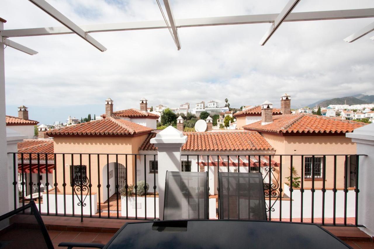 ネルハResidencial Aljamarアパートメント エクステリア 写真